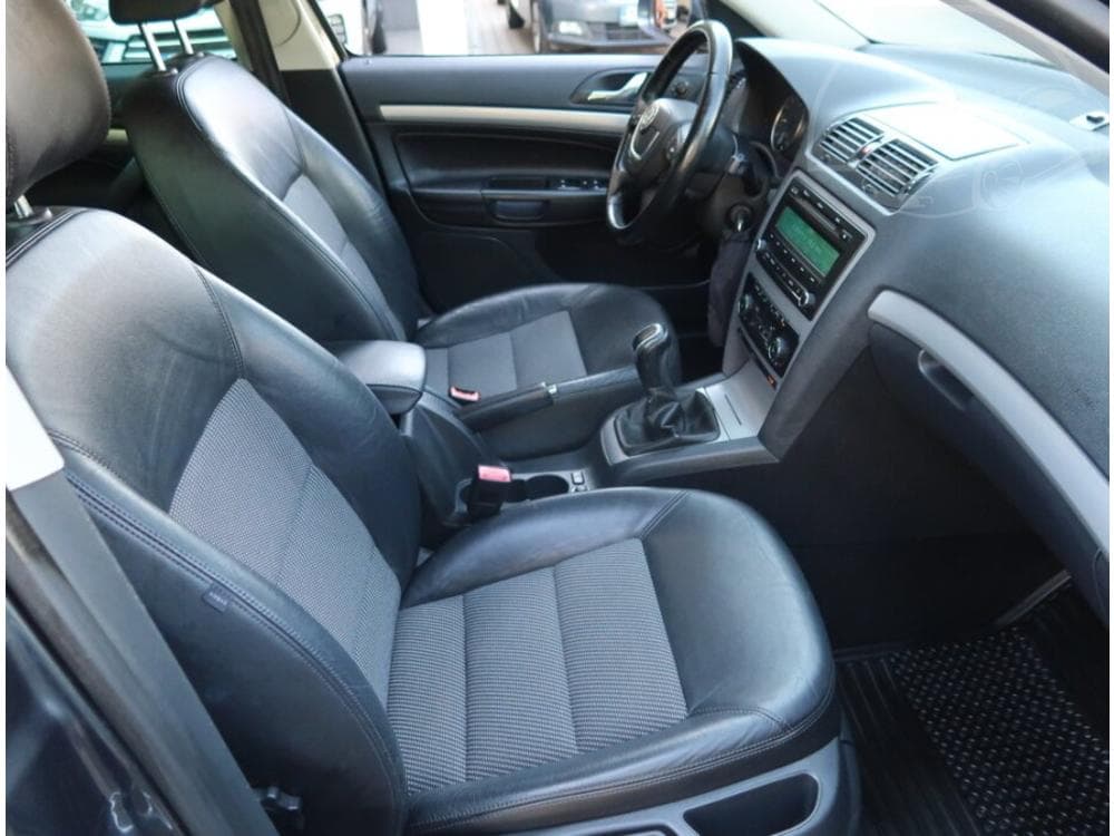 2011 Škoda OCTAVIA - 9