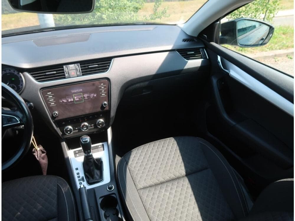 2017 Škoda OCTAVIA - 8