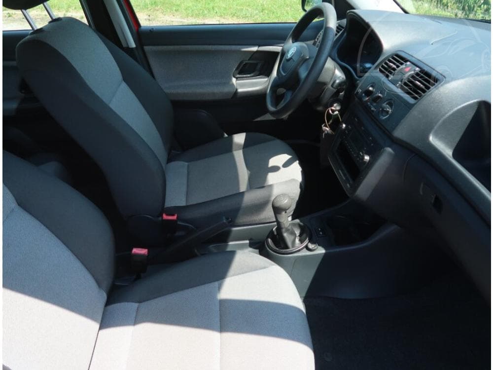 2012 Škoda FABIA - 9