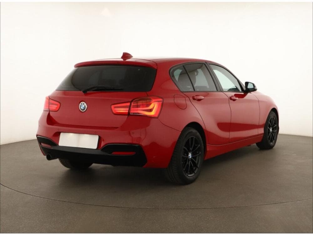 2015 BMW 1-SERIES - 5