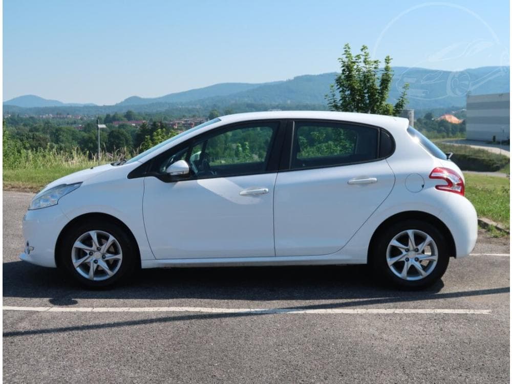 2014 Peugeot 208 - 3