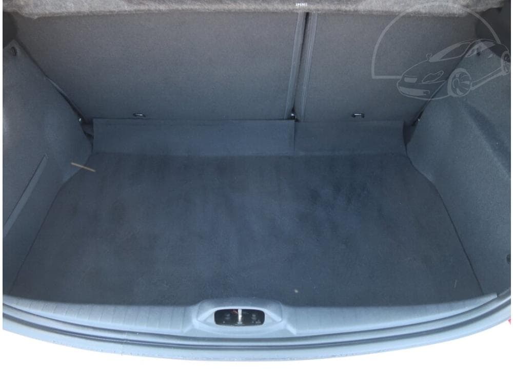 2014 Peugeot 208 - 13