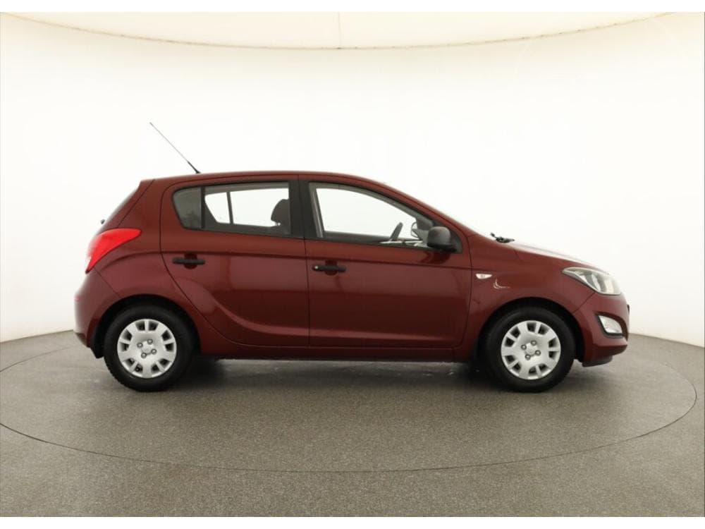 2014 Hyundai i20 - 6