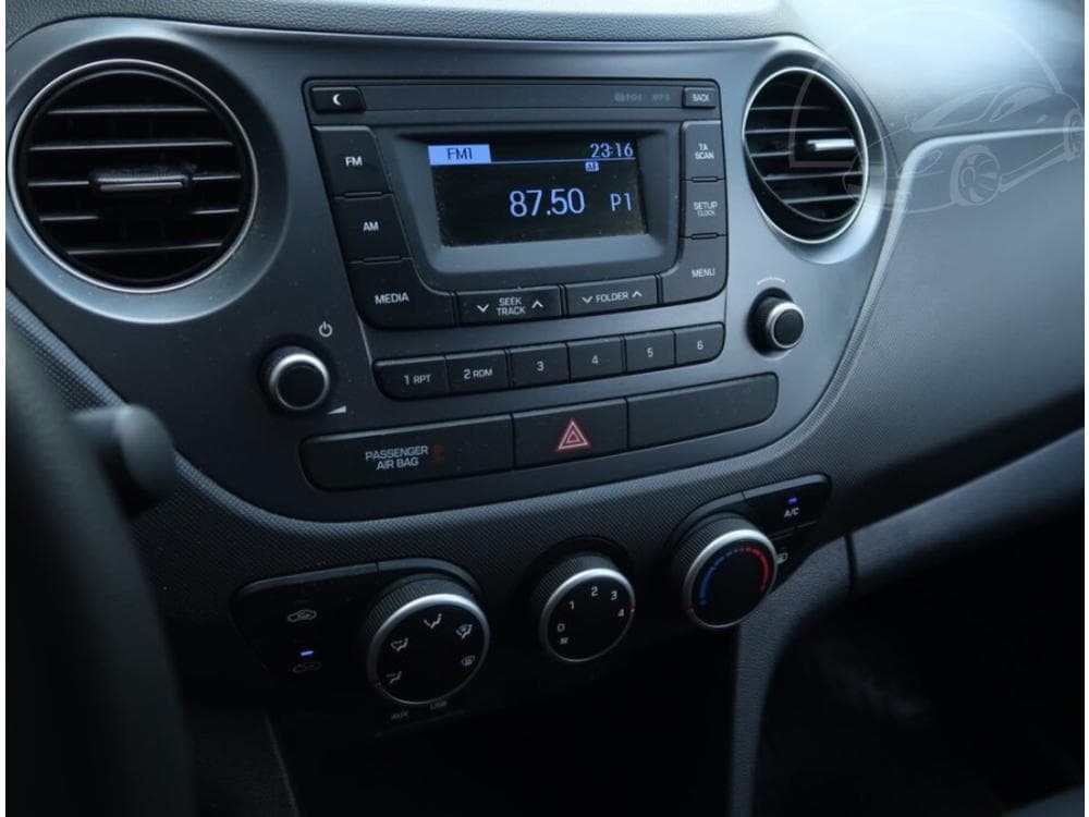 2018 Hyundai i10 - 12