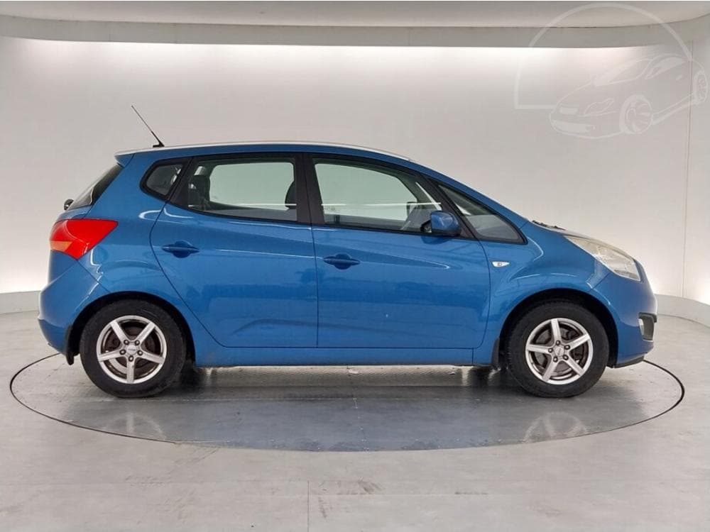 2010 Kia VENGA - 6