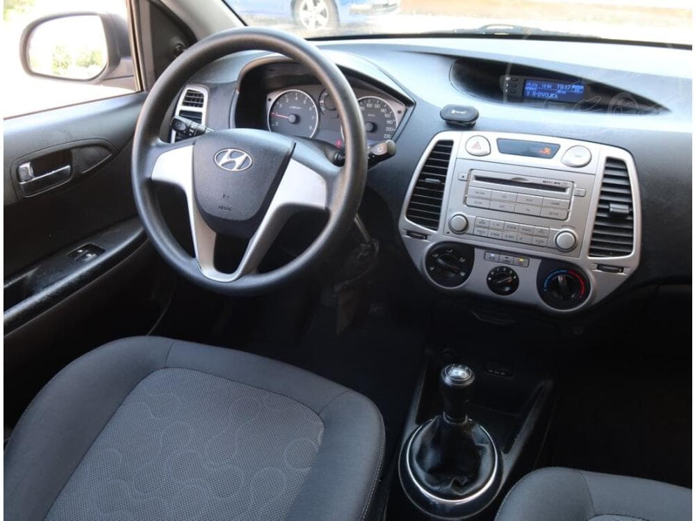 2011 Hyundai i20 - 7