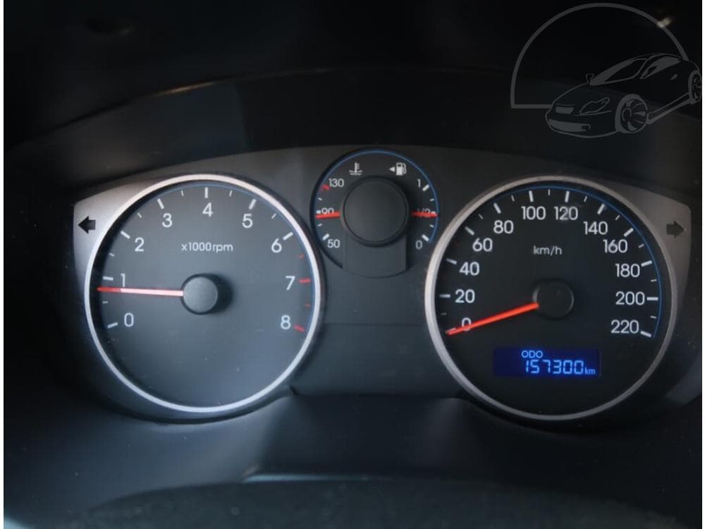 2011 Hyundai i20 - 11