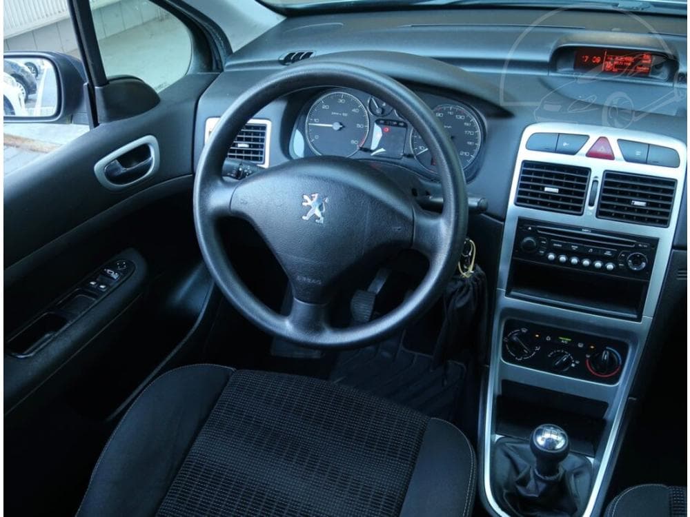 2008 Peugeot 307 - 7