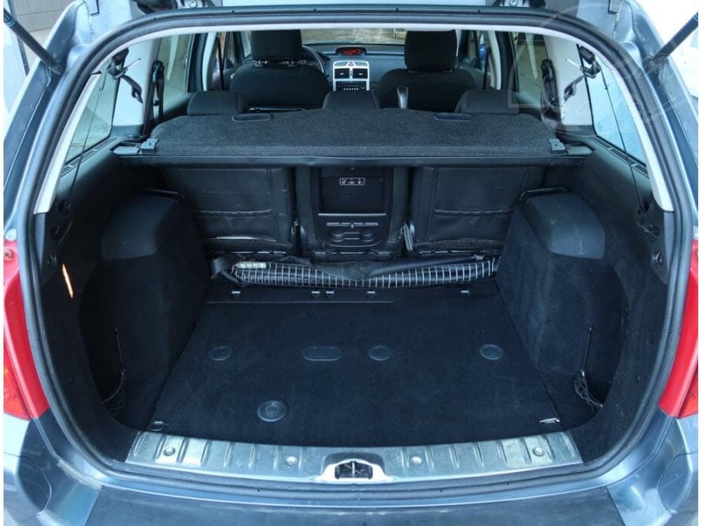 2008 Peugeot 307 - 13