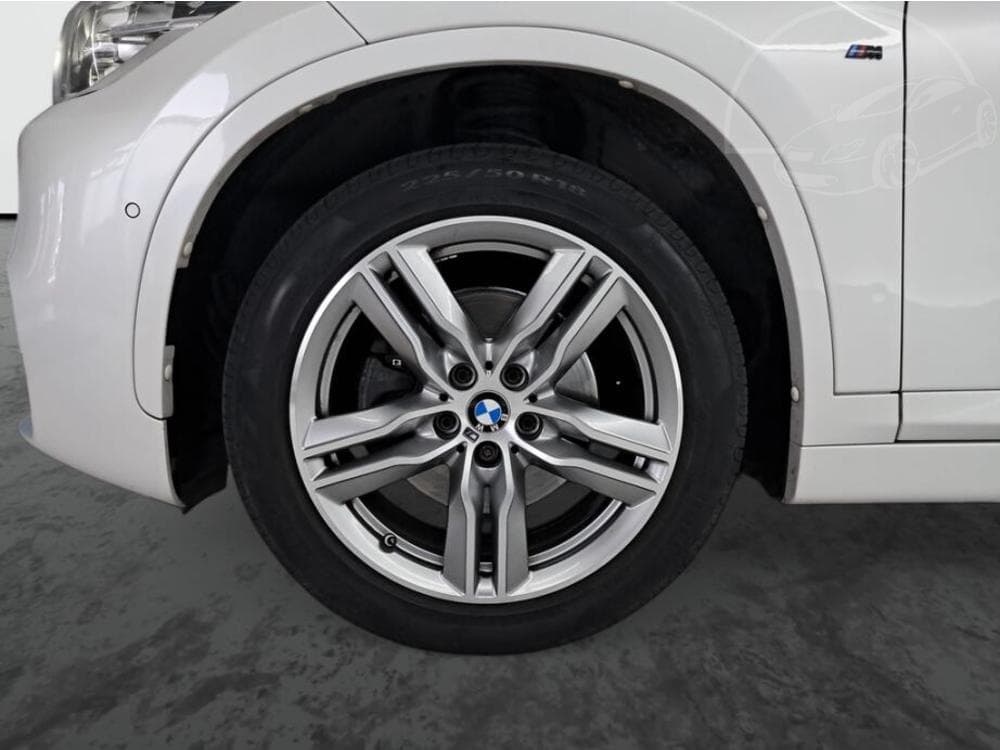 2017 BMW X1 - 15