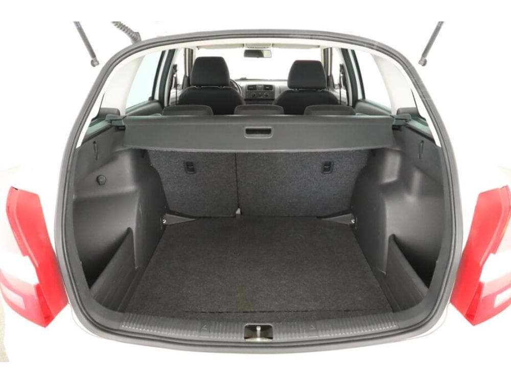 2014 Škoda FABIA - 10