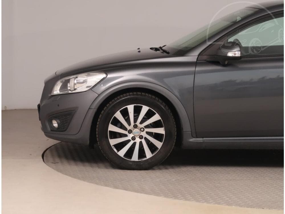 2011 Volvo C30 - 15