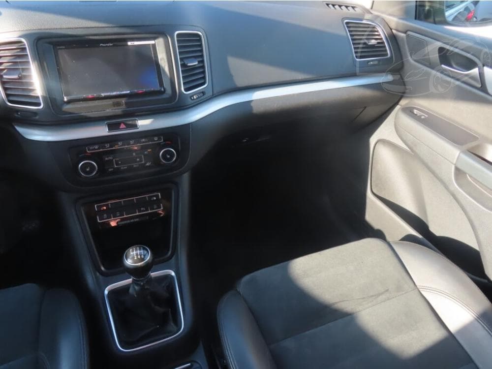 2011 Volkswagen SHARAN - 8