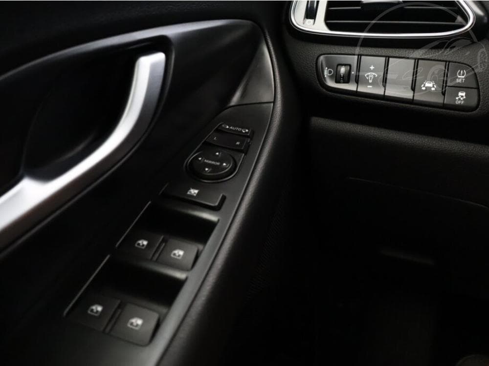 2020 Hyundai i30 - 14