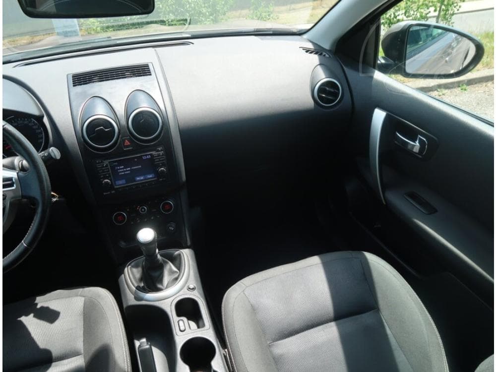 2012 Nissan QASHQAI - 8