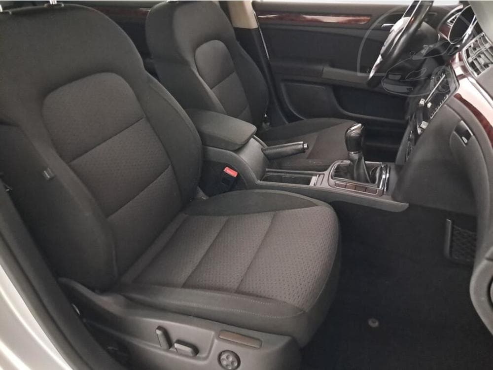 2010 Škoda SUPERB - 9