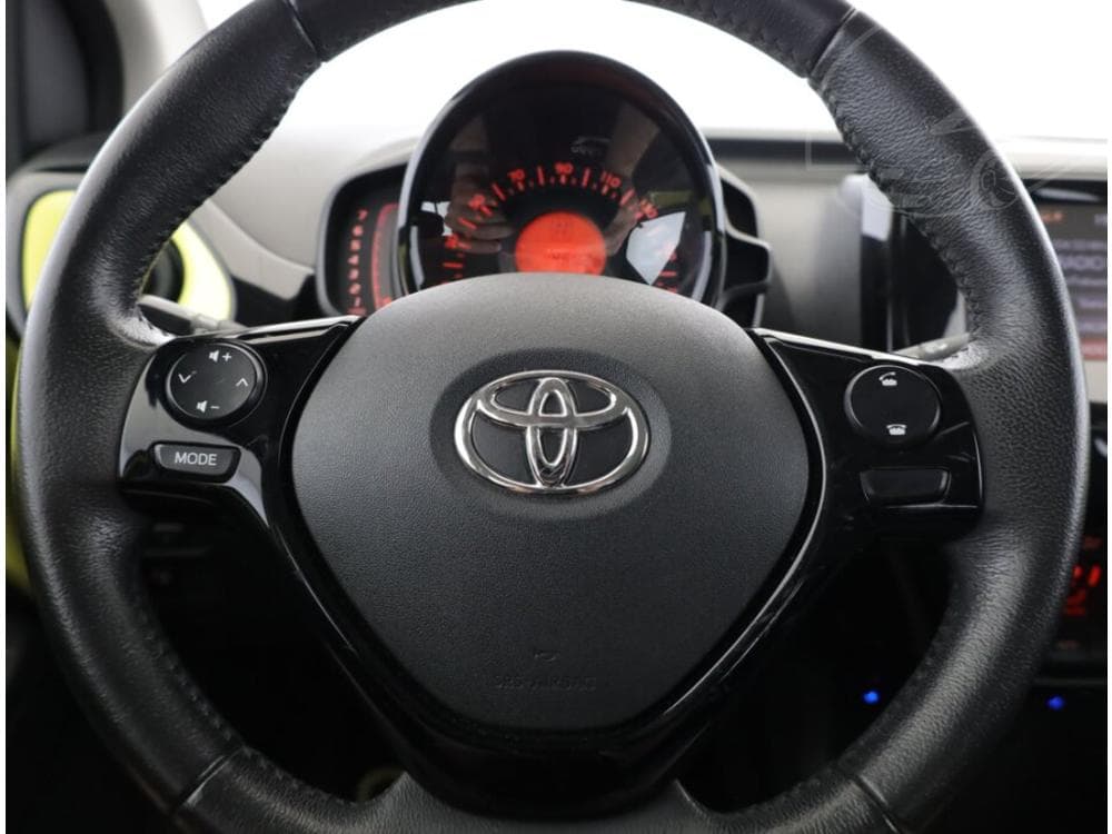 2016 Toyota AYGO - 4