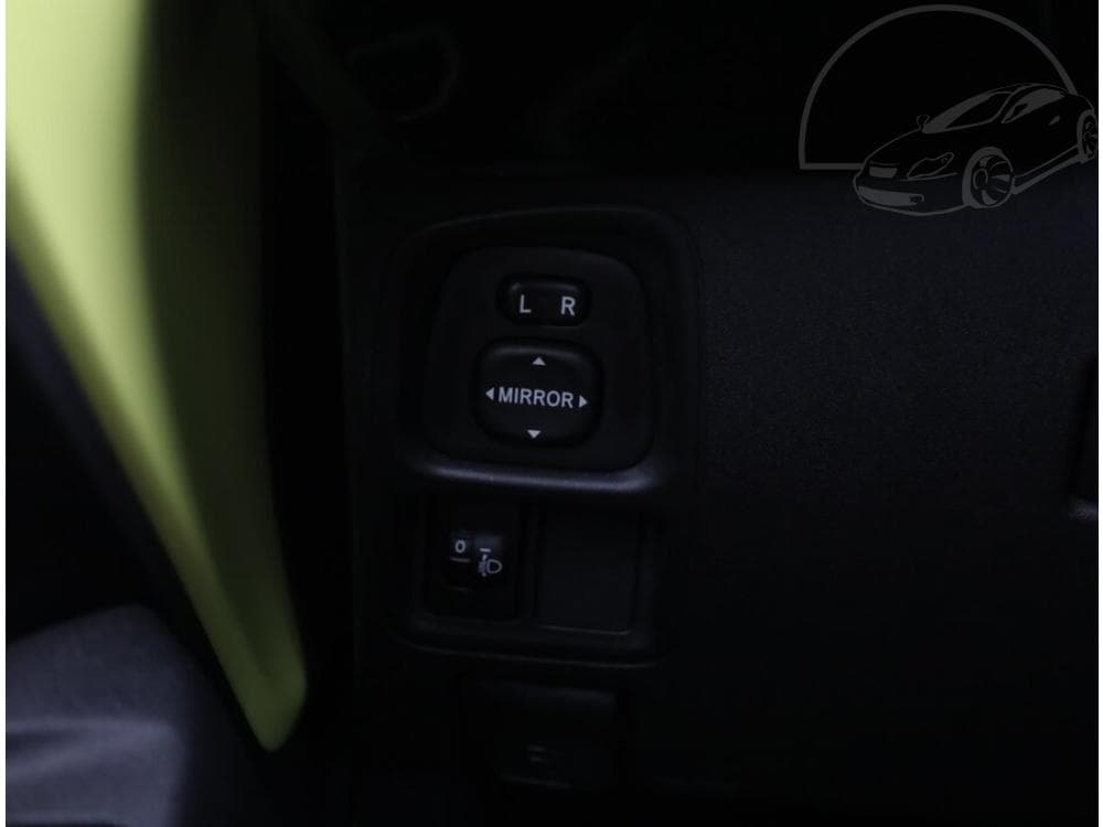 2016 Toyota AYGO - 11