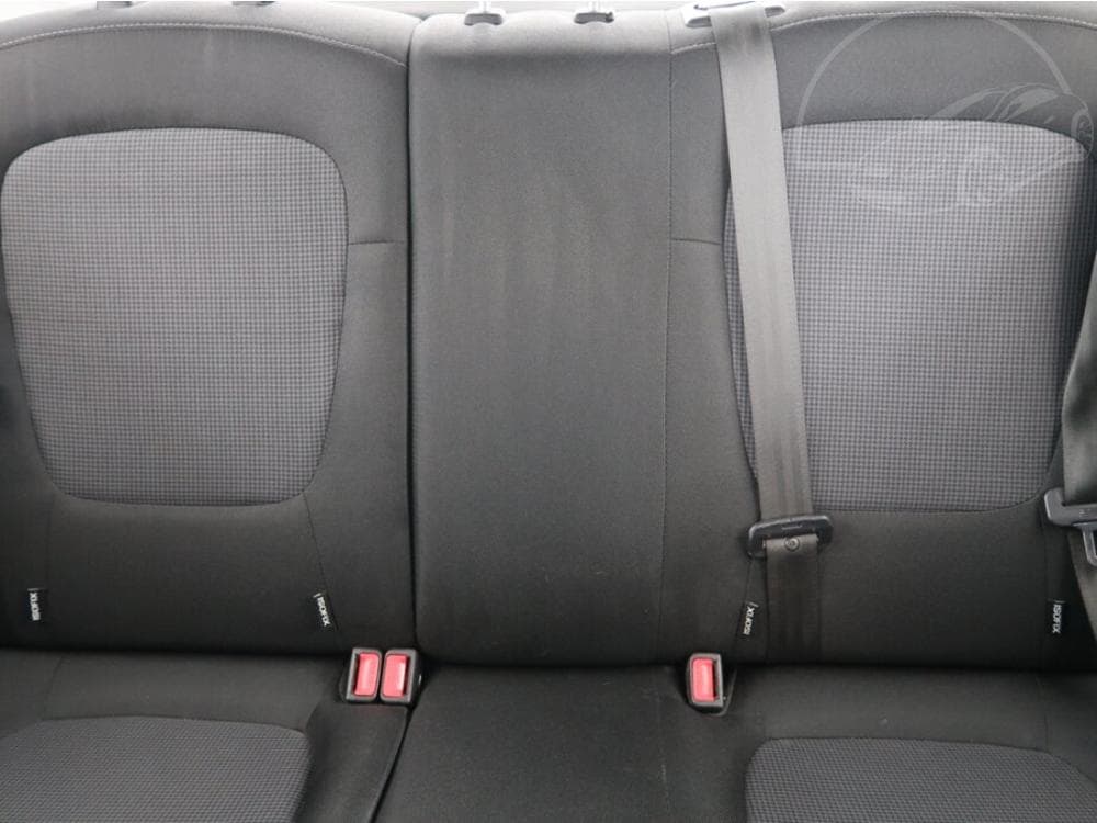 2013 Hyundai i20 - 10