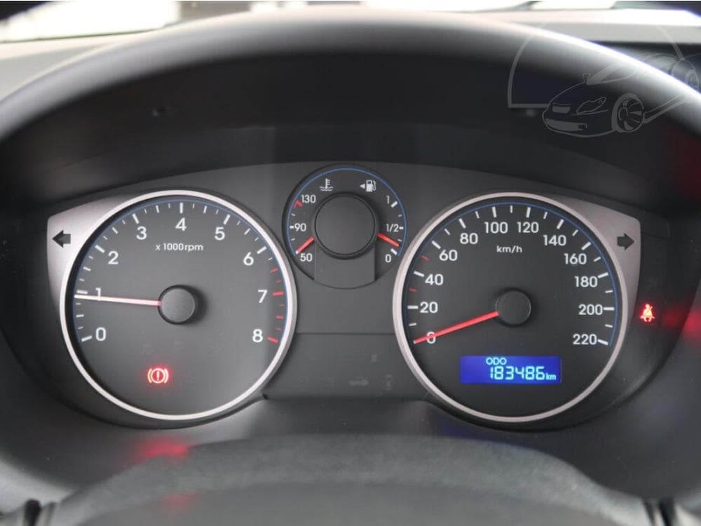 2013 Hyundai i20 - 11