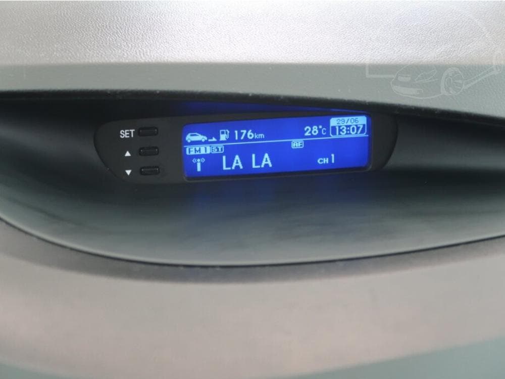 2013 Hyundai i20 - 15