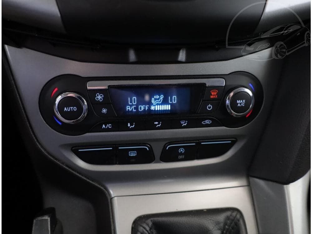 2011 Ford FOCUS - 11