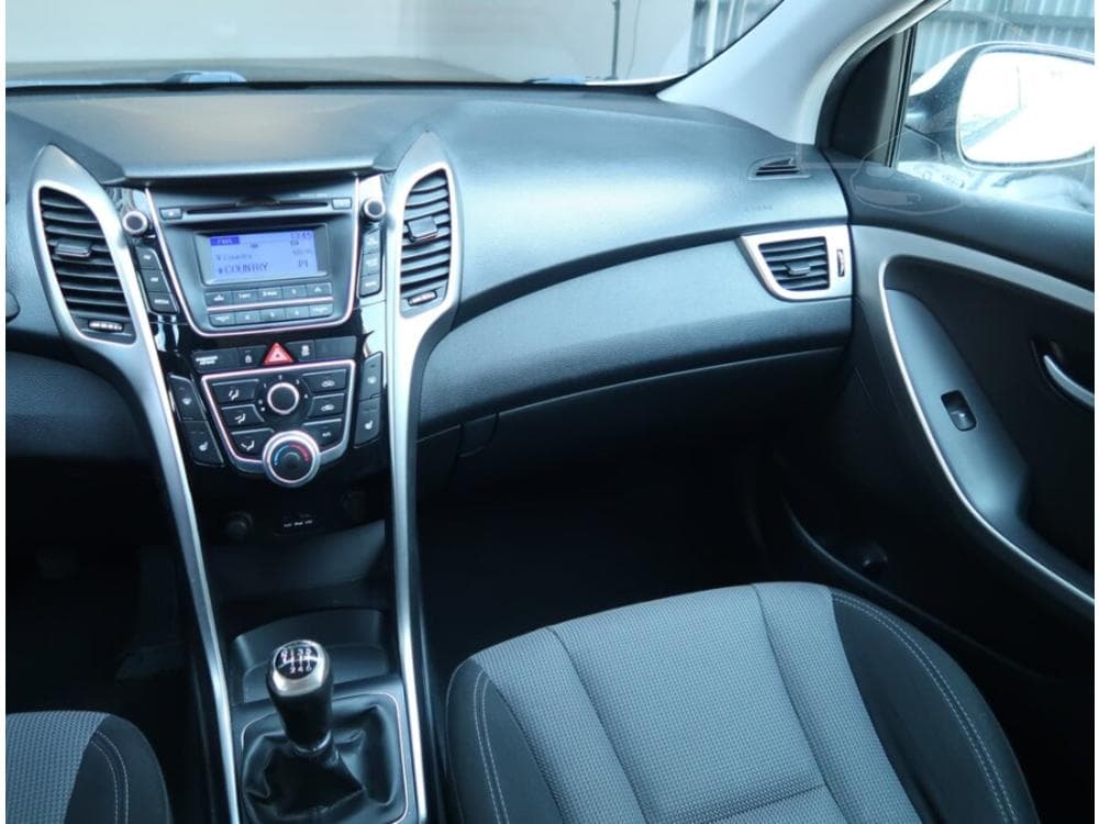 2012 Hyundai i30 - 8