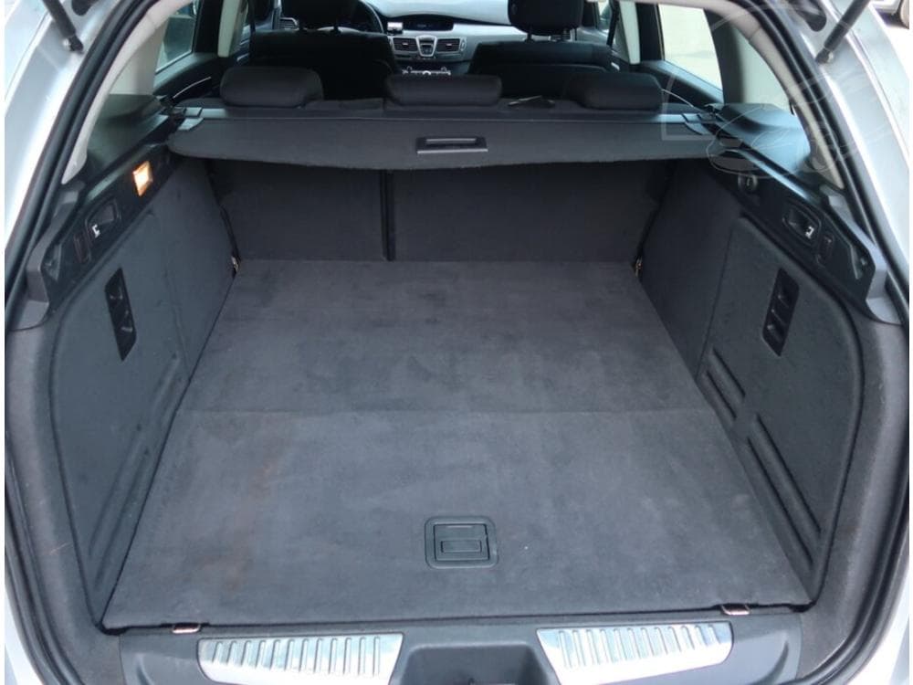 2009 Renault LAGUNA - 13