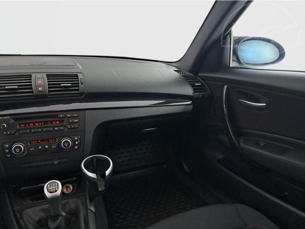 2009 BMW 1-SERIES - 8