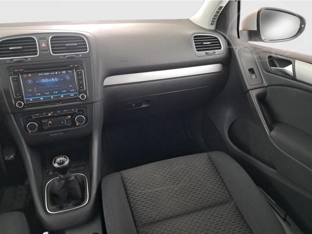 2011 Volkswagen GOLF - 8