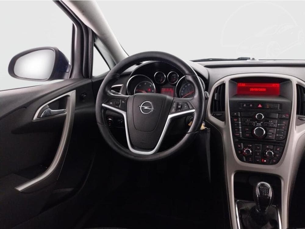 2010 Opel ASTRA - 7