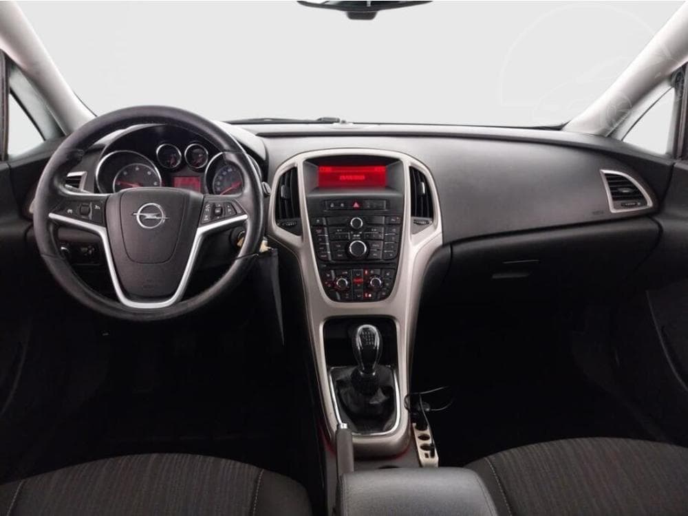 2010 Opel ASTRA - 8