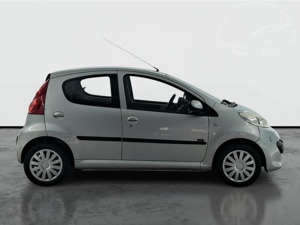 2007 Peugeot 107 - 6