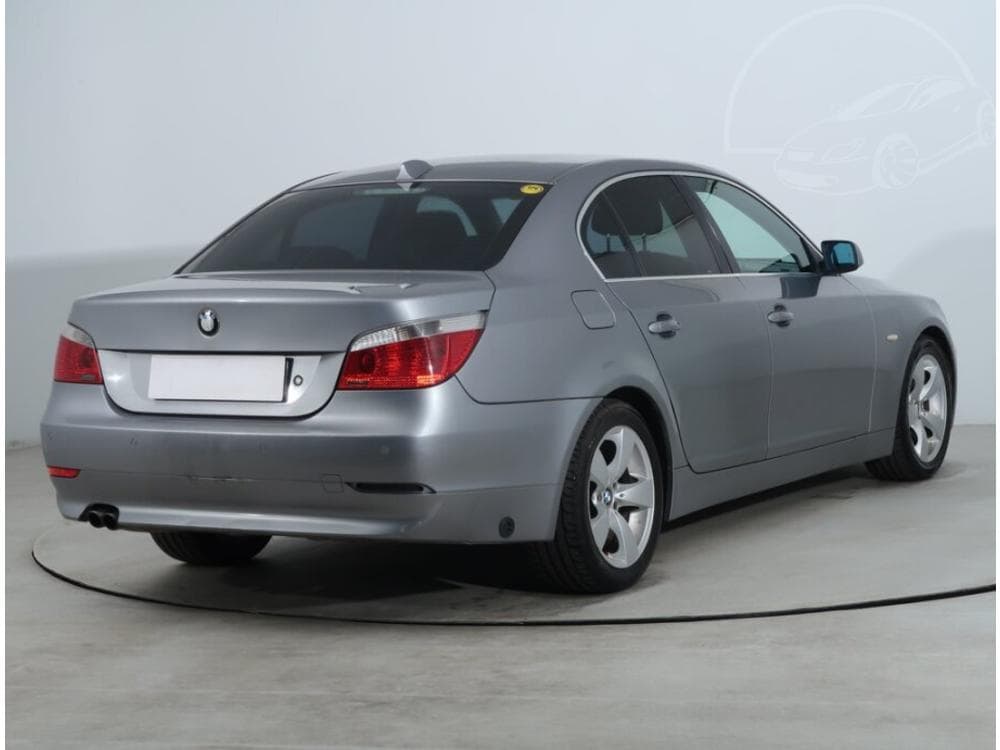 2004 BMW 5-SERIES - 5