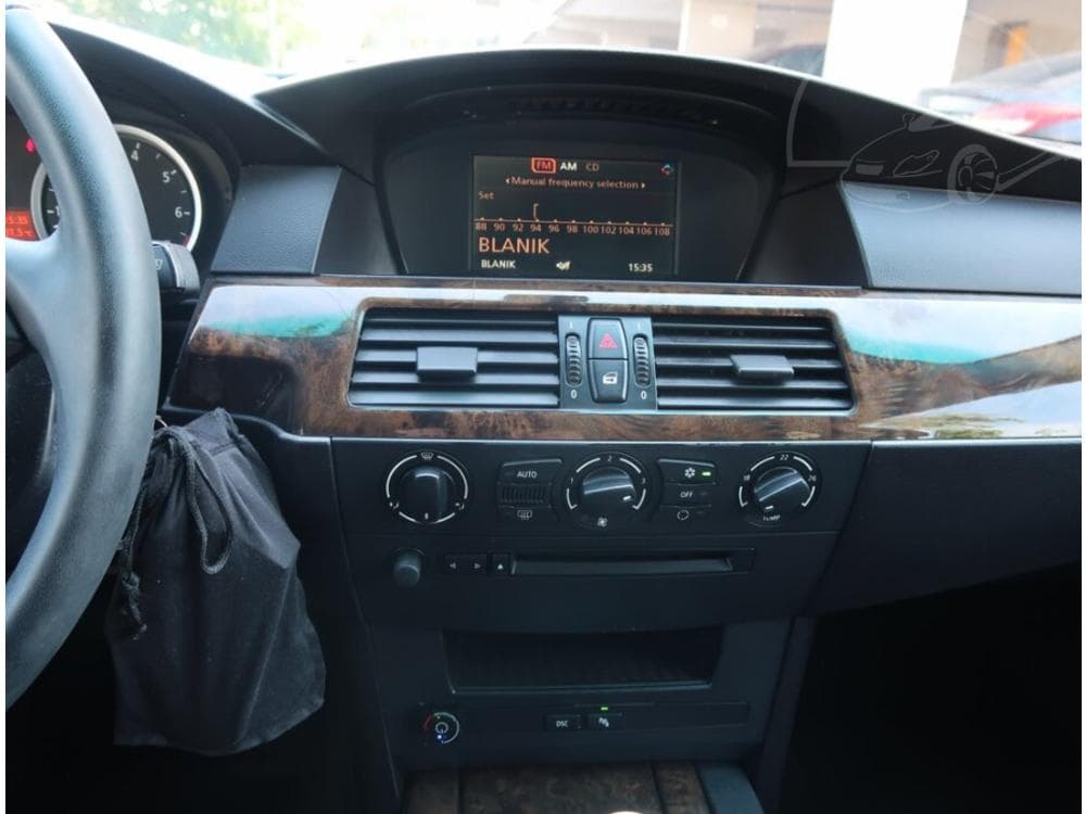 2004 BMW 5-SERIES - 12