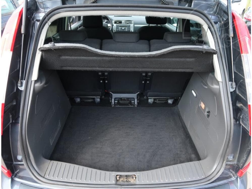 2010 Ford C-MAX - 13