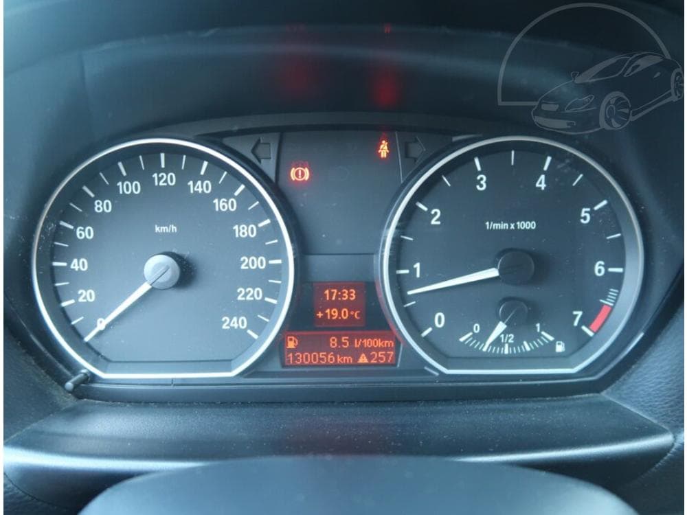 2008 BMW 1-SERIES - 11