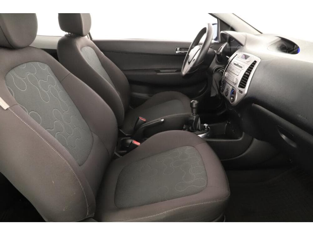 2011 Hyundai i20 - 7