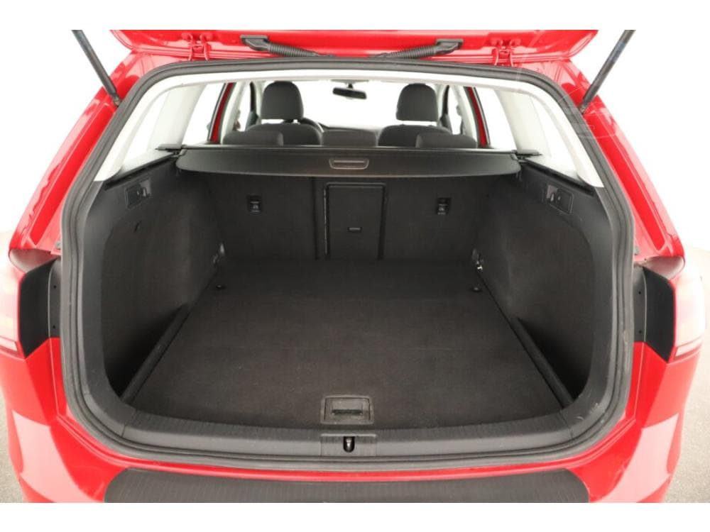 2015 Volkswagen GOLF - 11