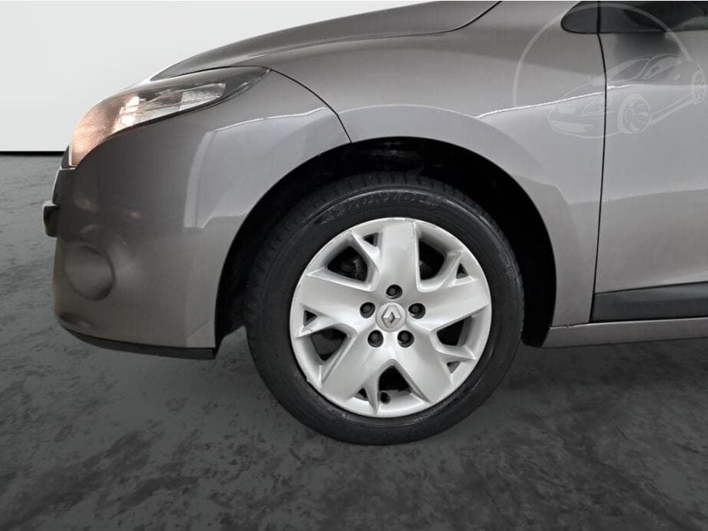 2011 Renault MEGANE - 15