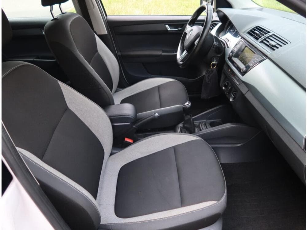 2017 Škoda FABIA - 9