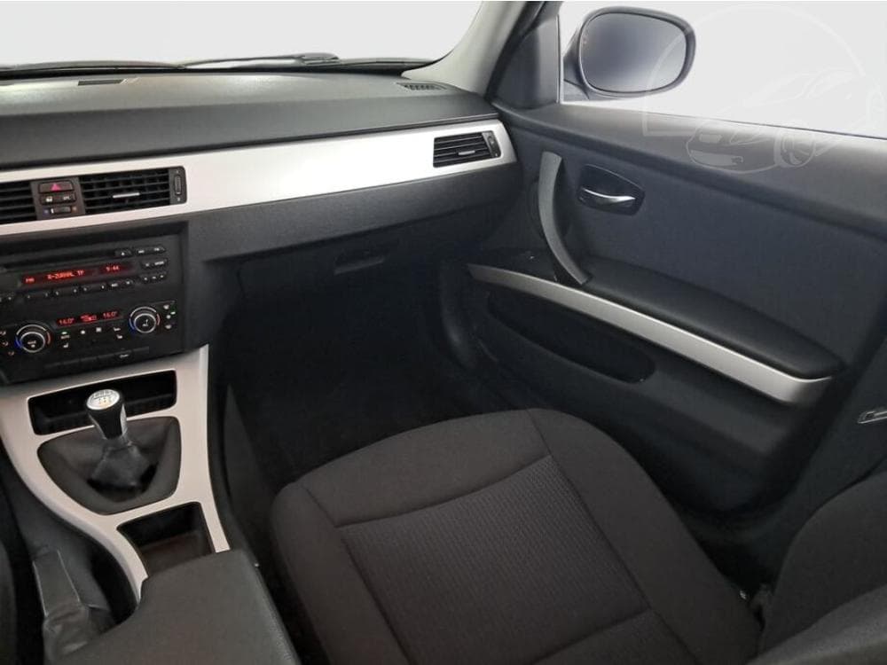 2009 BMW 3-SERIES - 8
