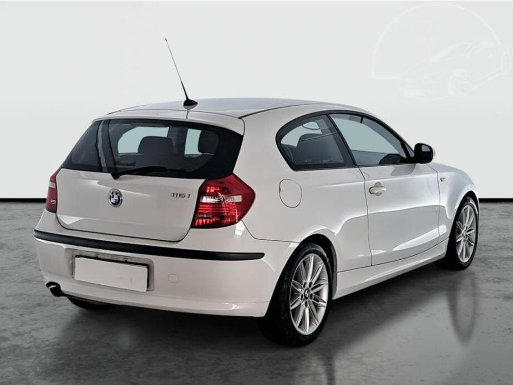 2011 BMW 1-SERIES - 5
