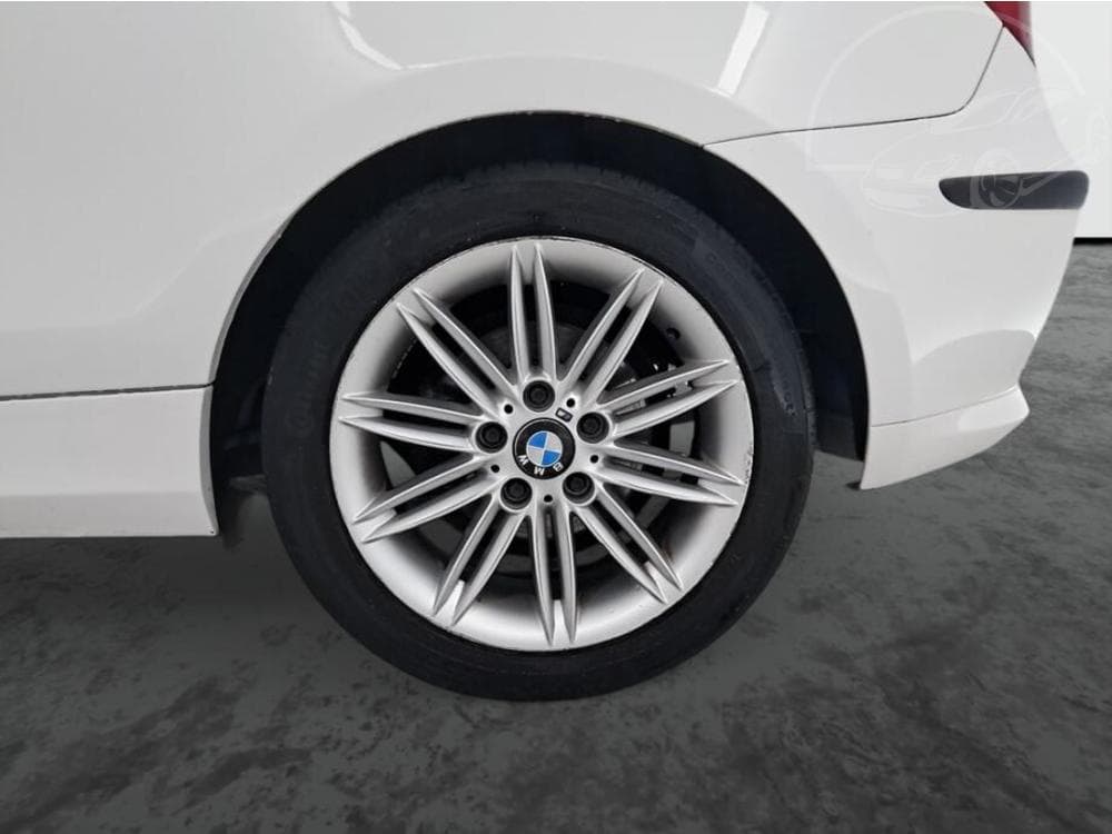 2011 BMW 1-SERIES - 15