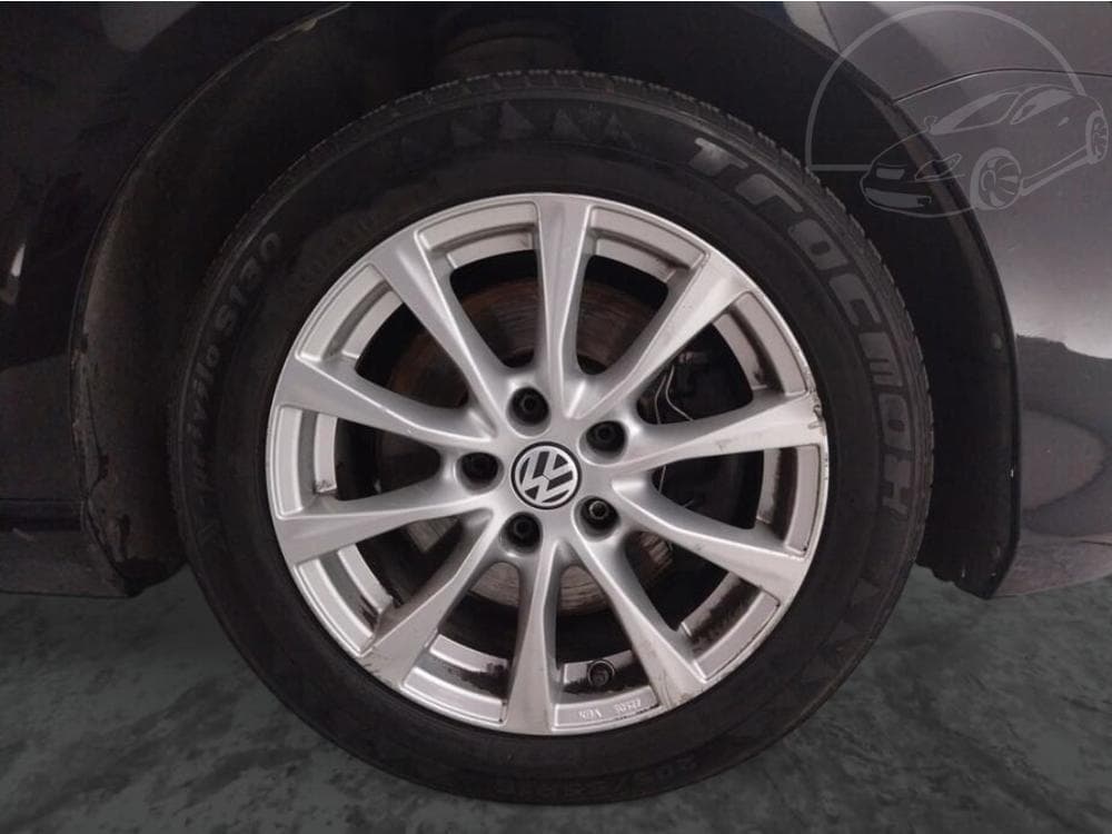 2011 Volkswagen PASSAT - 15