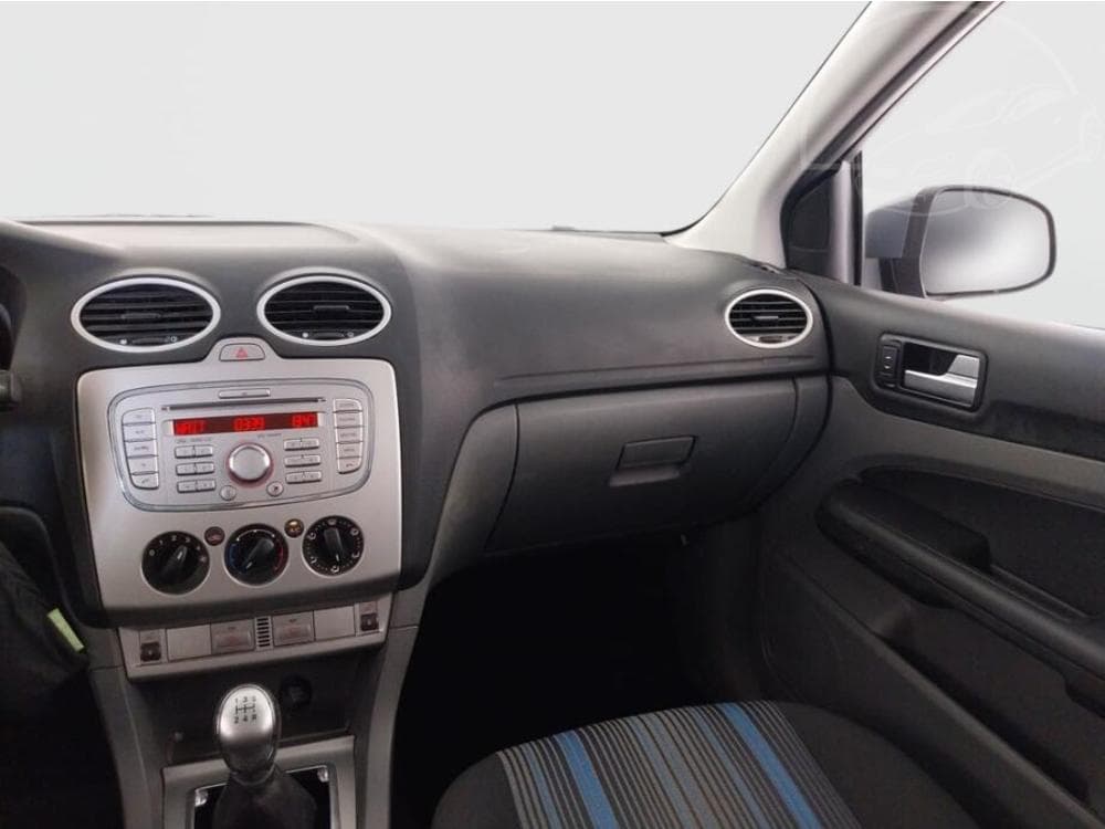 2008 Ford FOCUS - 8
