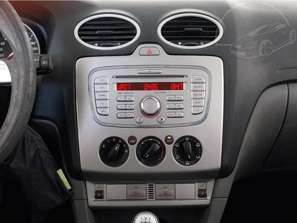 2008 Ford FOCUS - 12