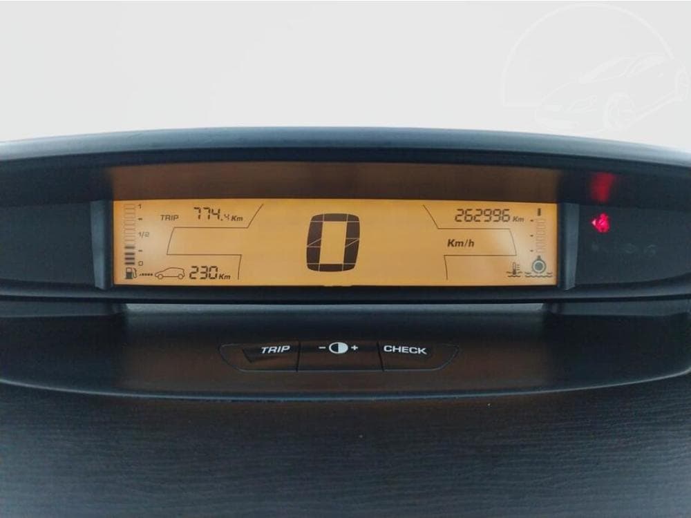 2008 Citroen C4 - 11