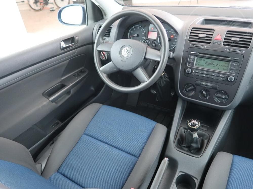 2005 Volkswagen GOLF - 7