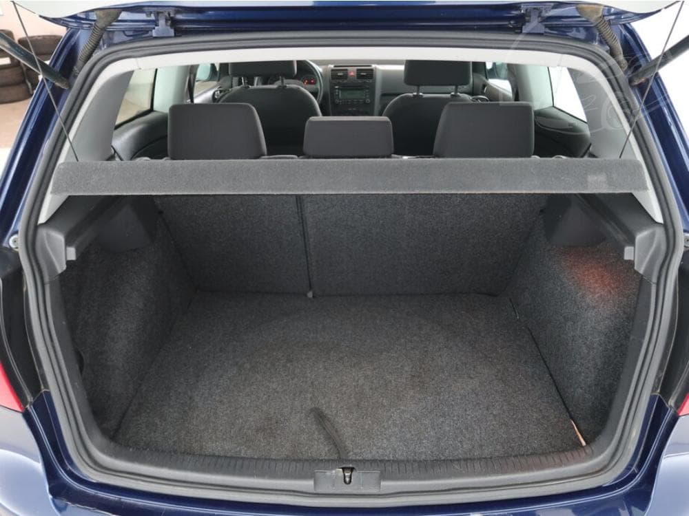 2005 Volkswagen GOLF - 13